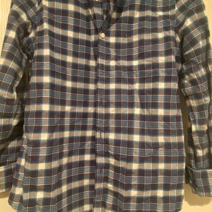 Men’s American Eagle Blue Plaid flannel button down. Size M